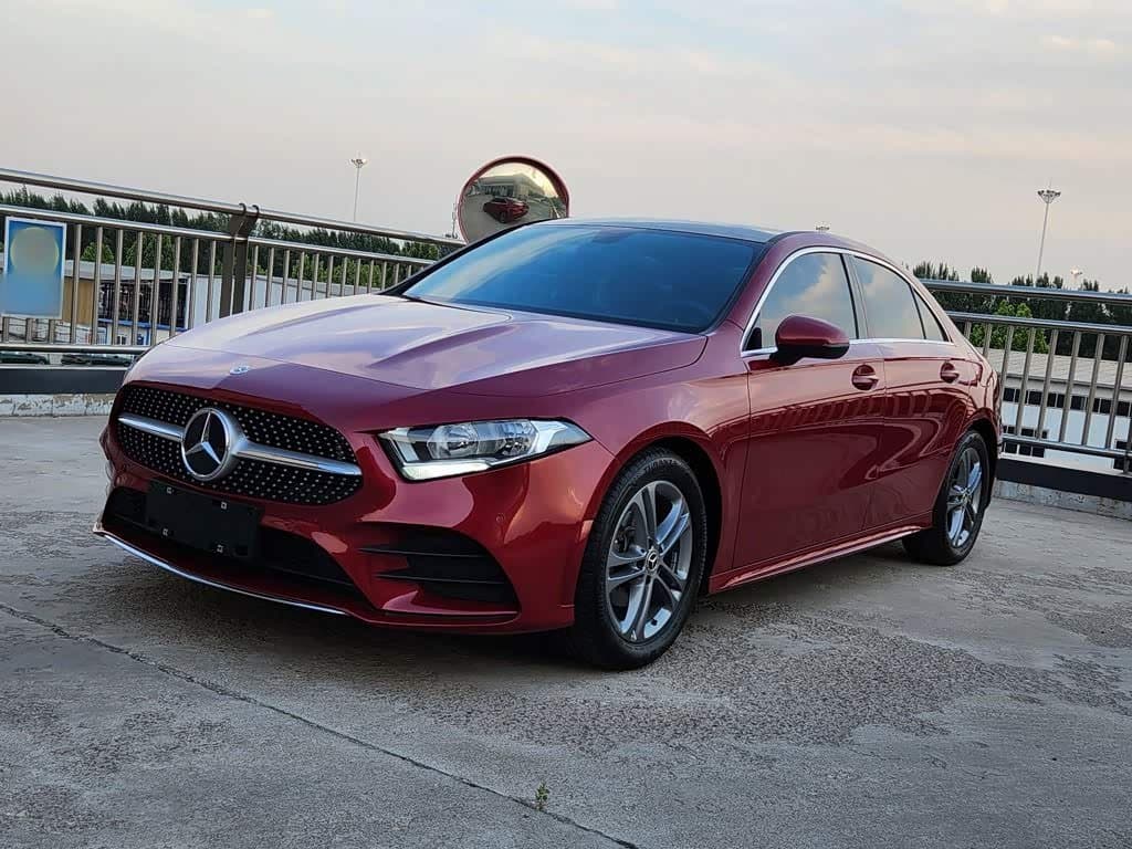 2021 Mercedes-Benz A-Class Red, 53,200 km, China export – photo 1
