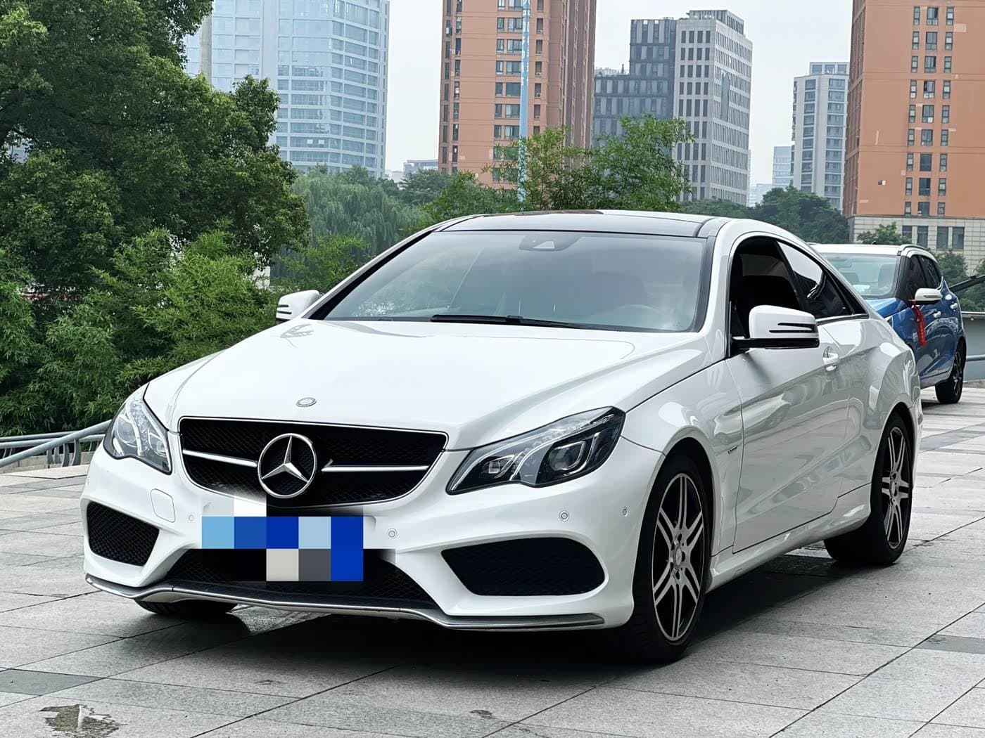 2016 Mercedes-Benz E-Class White, 60,000 km, China export – photo 1