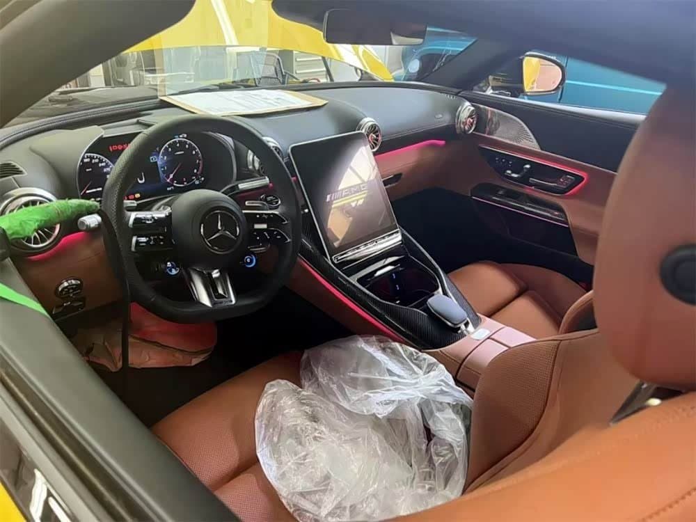 2023 Mercedes-Benz SL-Class AMG Yellow, 3,300 km, China export – photo 6