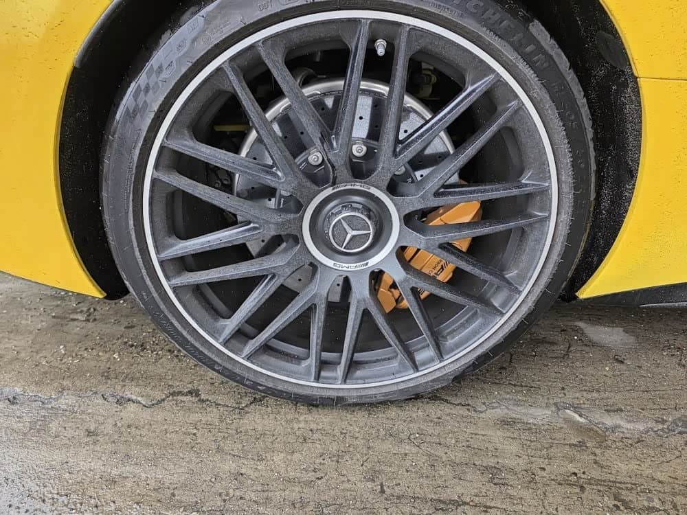 2023 Mercedes-Benz SL-Class AMG Yellow, 3,300 km, China export – photo 5