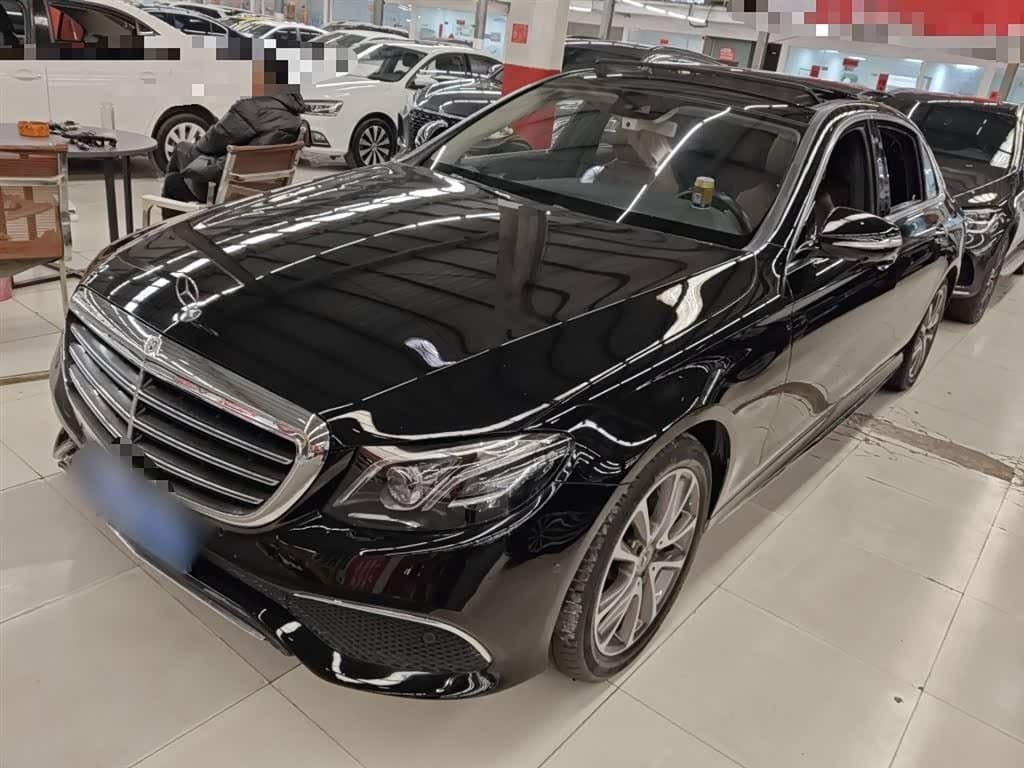 2018 Mercedes-Benz E-Class Black, 67,000 km, China export – photo 1