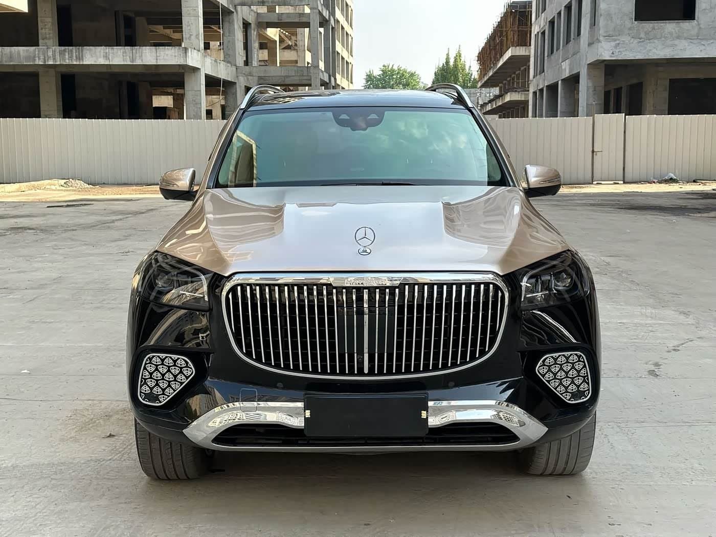 2022 Mercedes-Benz GLS Black, 63,000 km, China export – photo 2