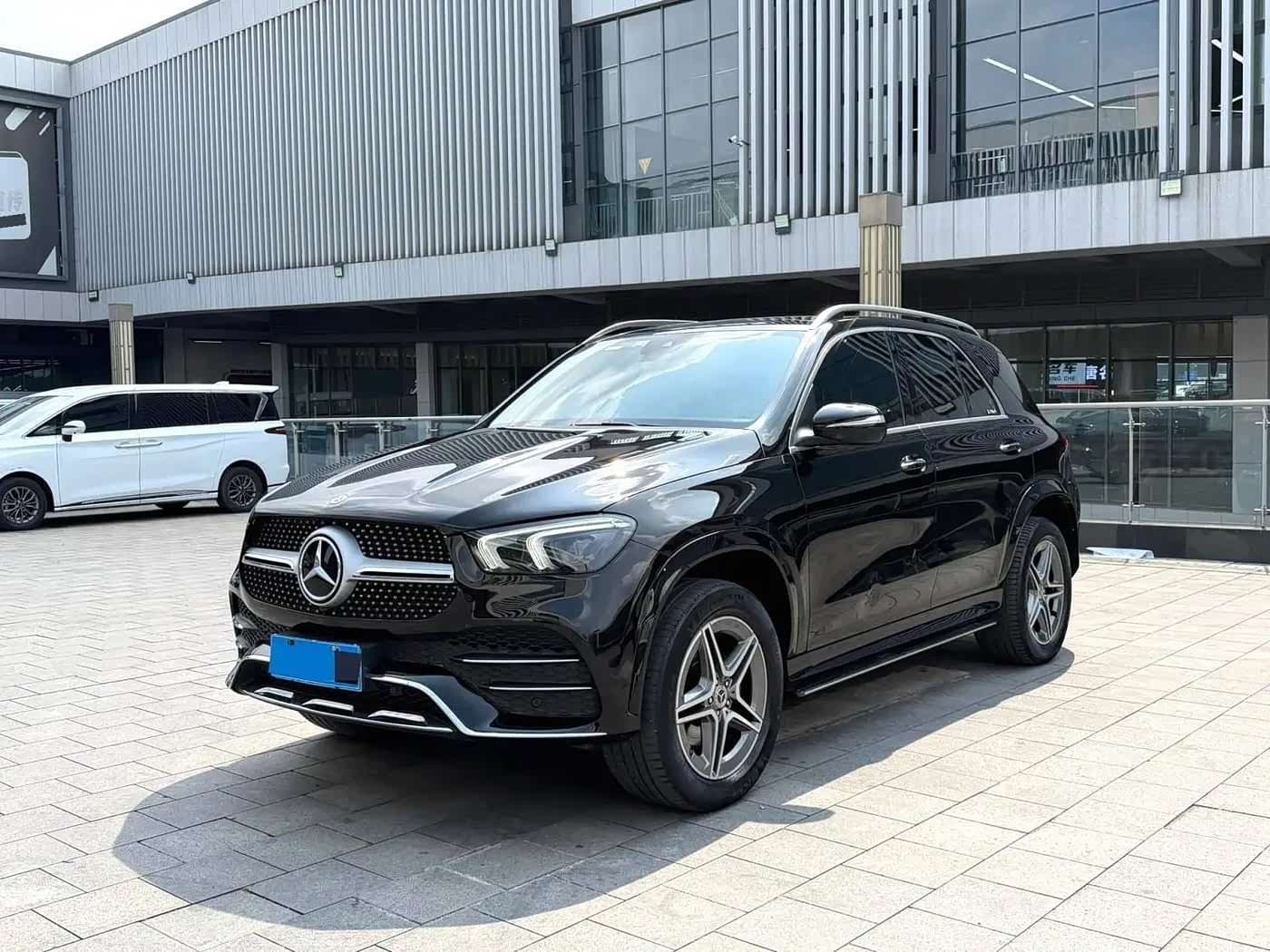 2019 Mercedes-Benz GLE Black, 60,000 km, China export – photo 1