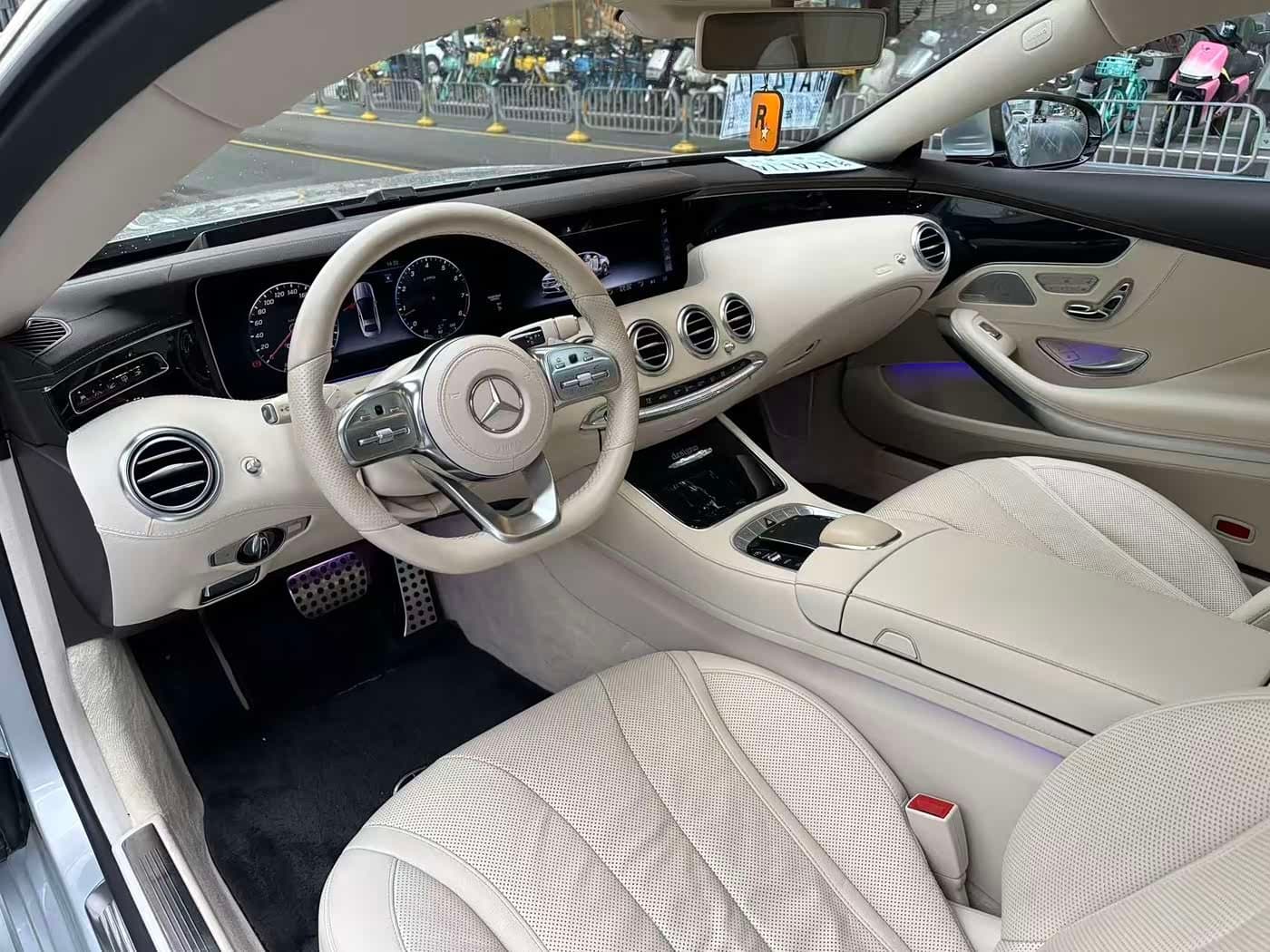 2018 Mercedes-Benz S-Class 银灰色, 52,000 km, China export – photo 4