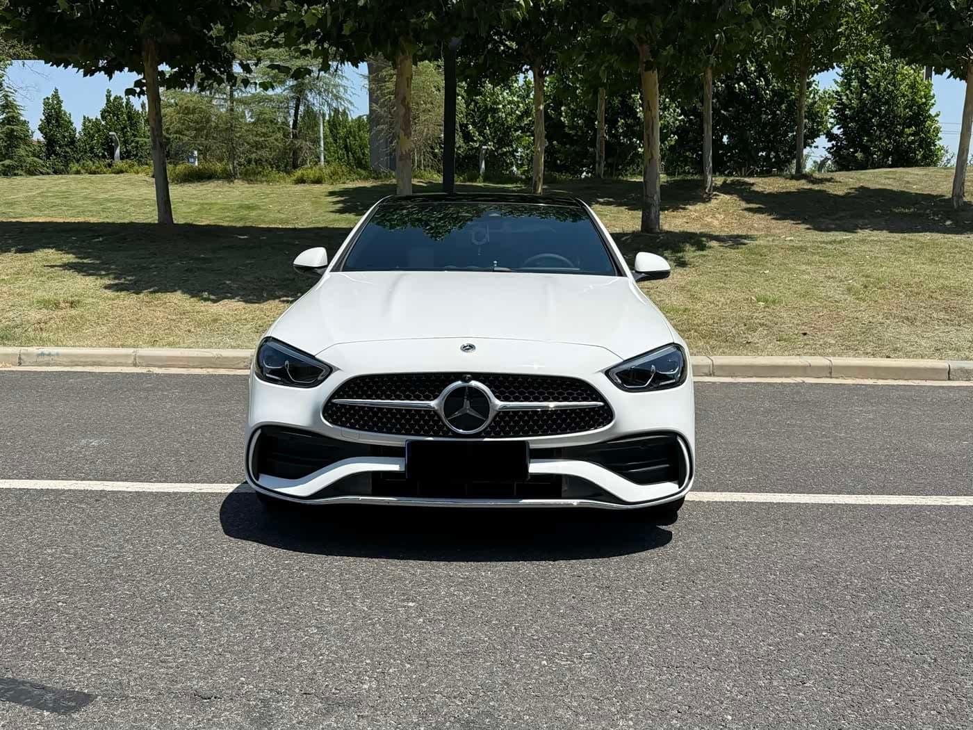 2025 Mercedes-Benz C-Class White, 1,000 km, China export – photo 1