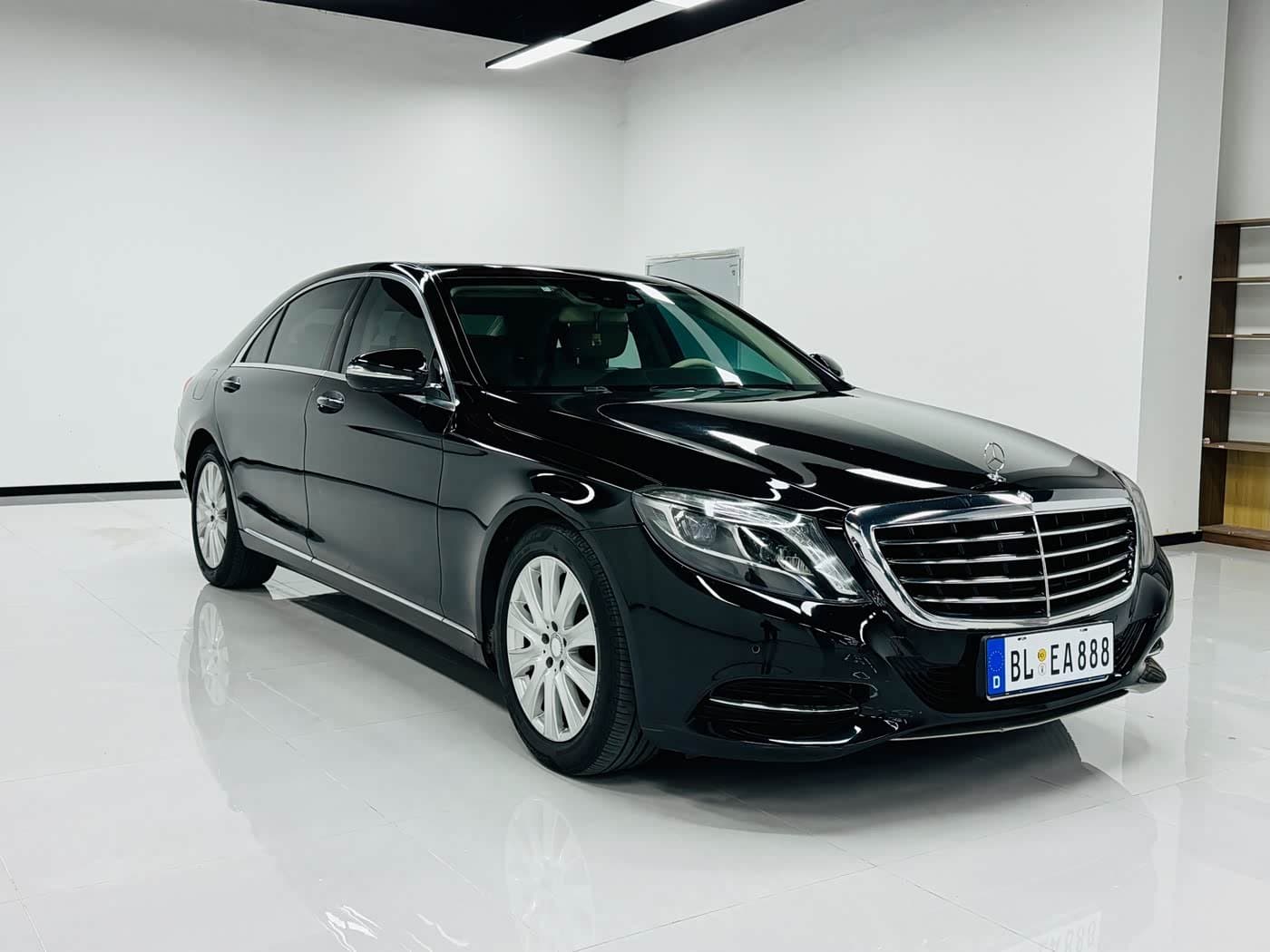 2013 Mercedes-Benz S-Class Black, 310,000 km, China export – photo 3