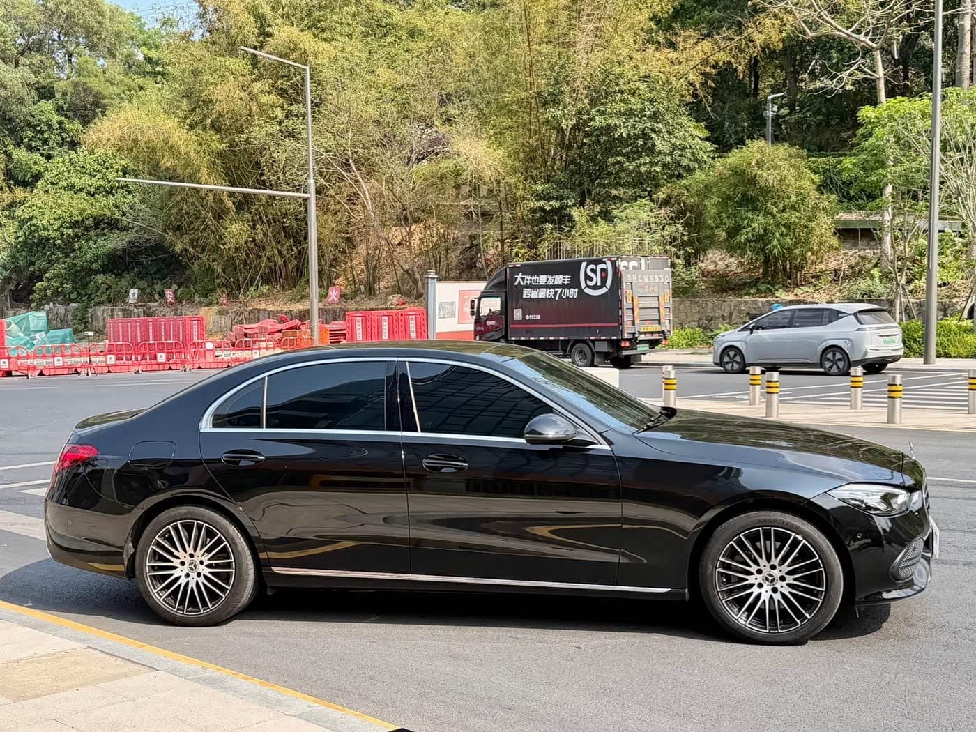 2021 Mercedes-Benz C-Class Black, 70,000 km, China export – photo 4
