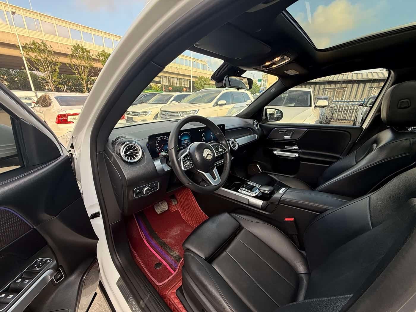 2023 Mercedes-Benz EQB White, 50,000 km, China export – photo 4