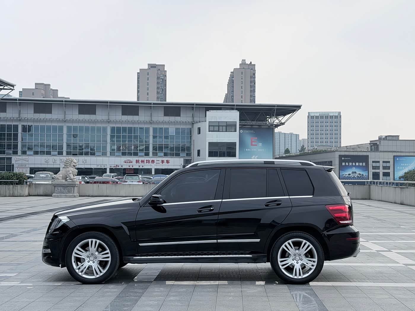 2014 Mercedes-Benz GLK-Class Black, 48,000 km, China export – photo 3