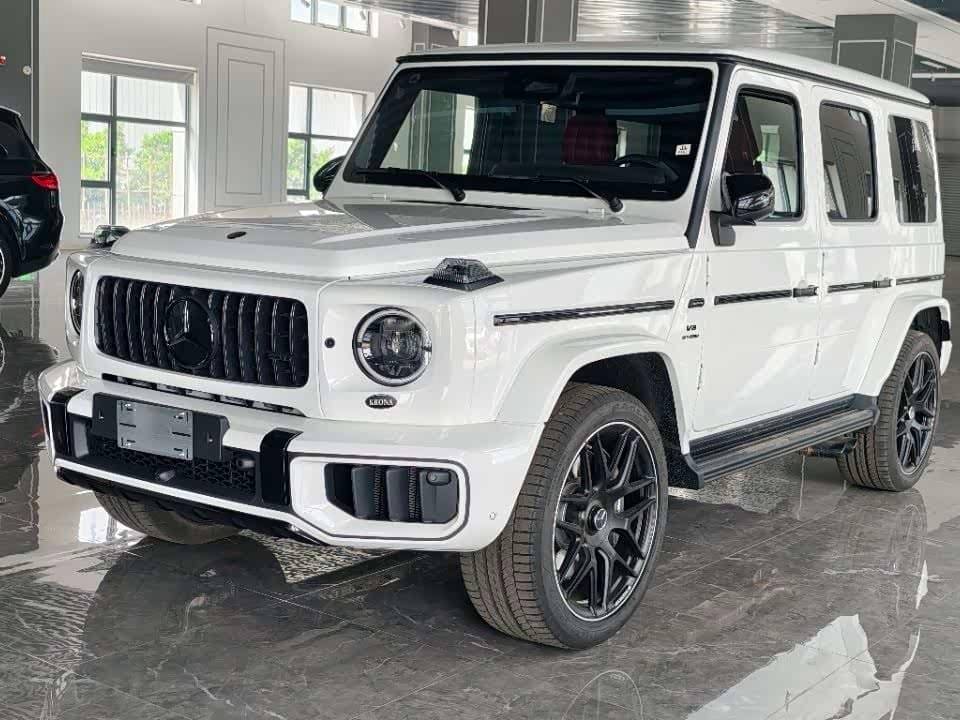 2026 Mercedes-Benz G-Class AMG White, 100 km, China export – photo 2