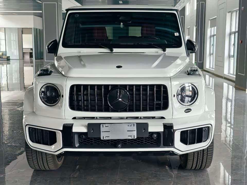 2026 Mercedes-Benz G-Class AMG White, 100 km, China export – photo 1