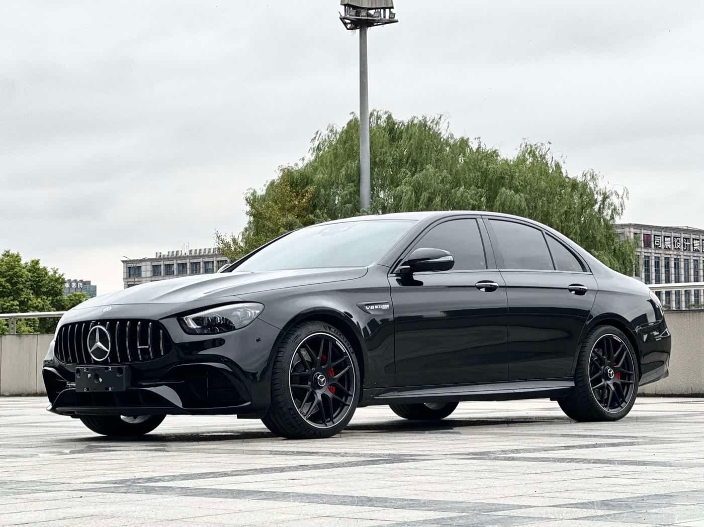 2021 Mercedes-Benz E-Class AMG Black, 60,000 km, China export – photo 1