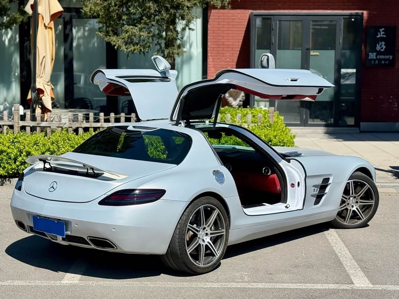 2010 Mercedes-Benz SLS AMG 银灰色, 60,000 km, China export – photo 6