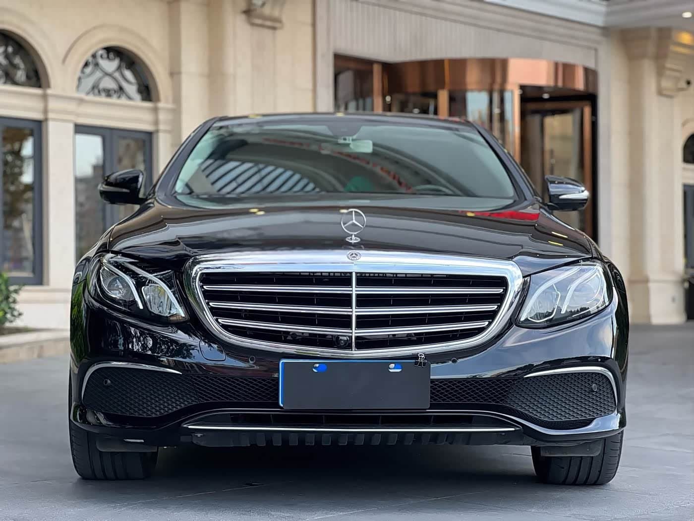 2017 Mercedes-Benz E-Class Black, 85,000 km, China export – photo 2