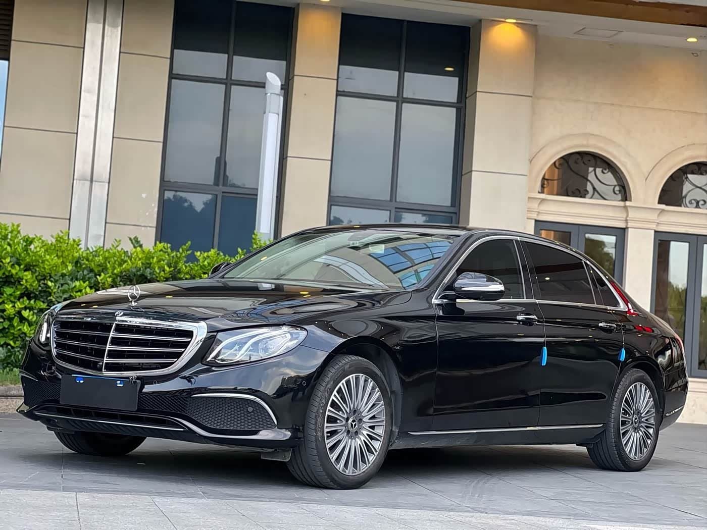2017 Mercedes-Benz E-Class Black, 85,000 km, China export – photo 1