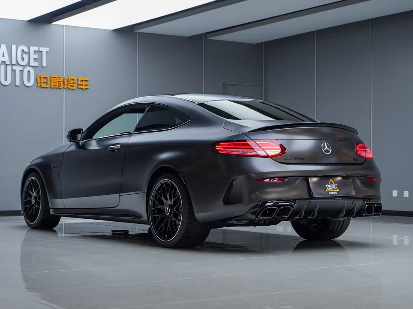 2021 Mercedes-Benz C-Class AMG Black, 6,000 km, China export – photo 6