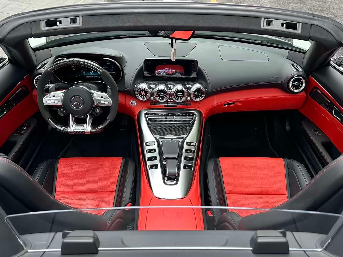 2019 Mercedes-Benz AMG GT White, 18,000 km, China export – photo 4