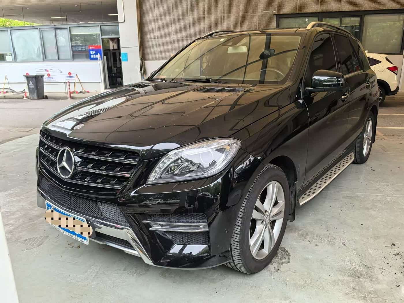 2013 Mercedes-Benz M-Class Black, 50,000 km, China export – photo 1