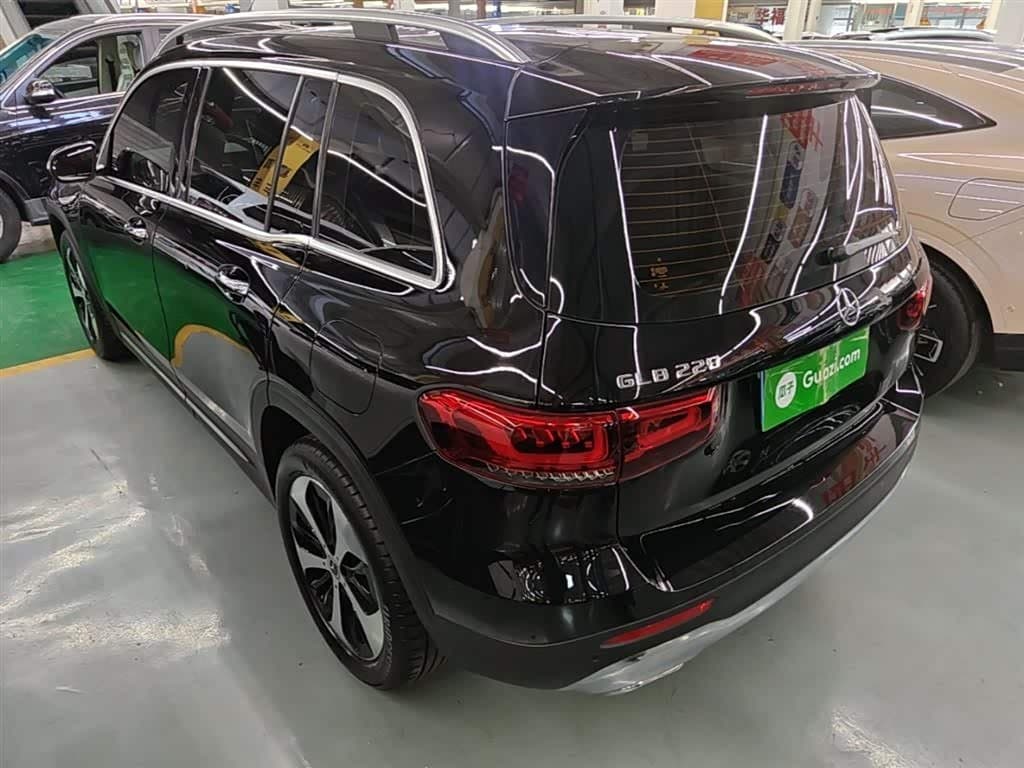 2022 Mercedes-Benz GLB Black, 79,100 km, China export – photo 5