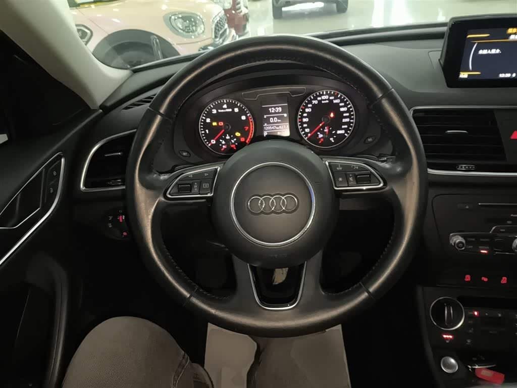 2017 Audi Q3 White, 120,500 km, China export – photo 7
