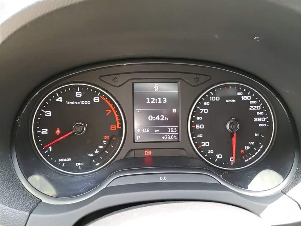 2017 Audi A3 White, 30,300 km, China export – photo 4