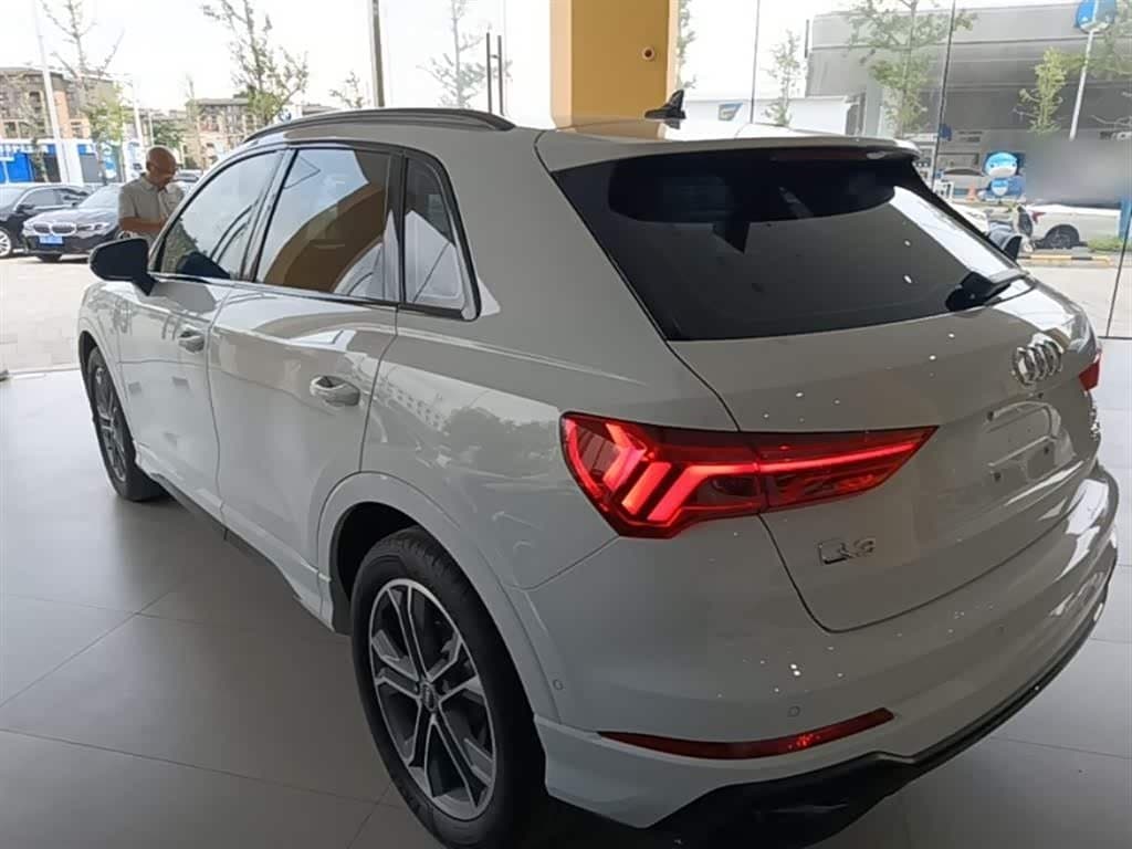 2022 Audi Q3 White, 57,200 km, China export – photo 5