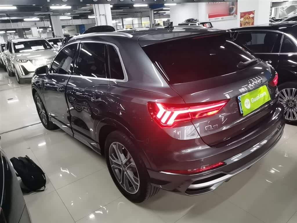 2020 Audi Q3 银灰色, 73,500 km, China export – photo 5