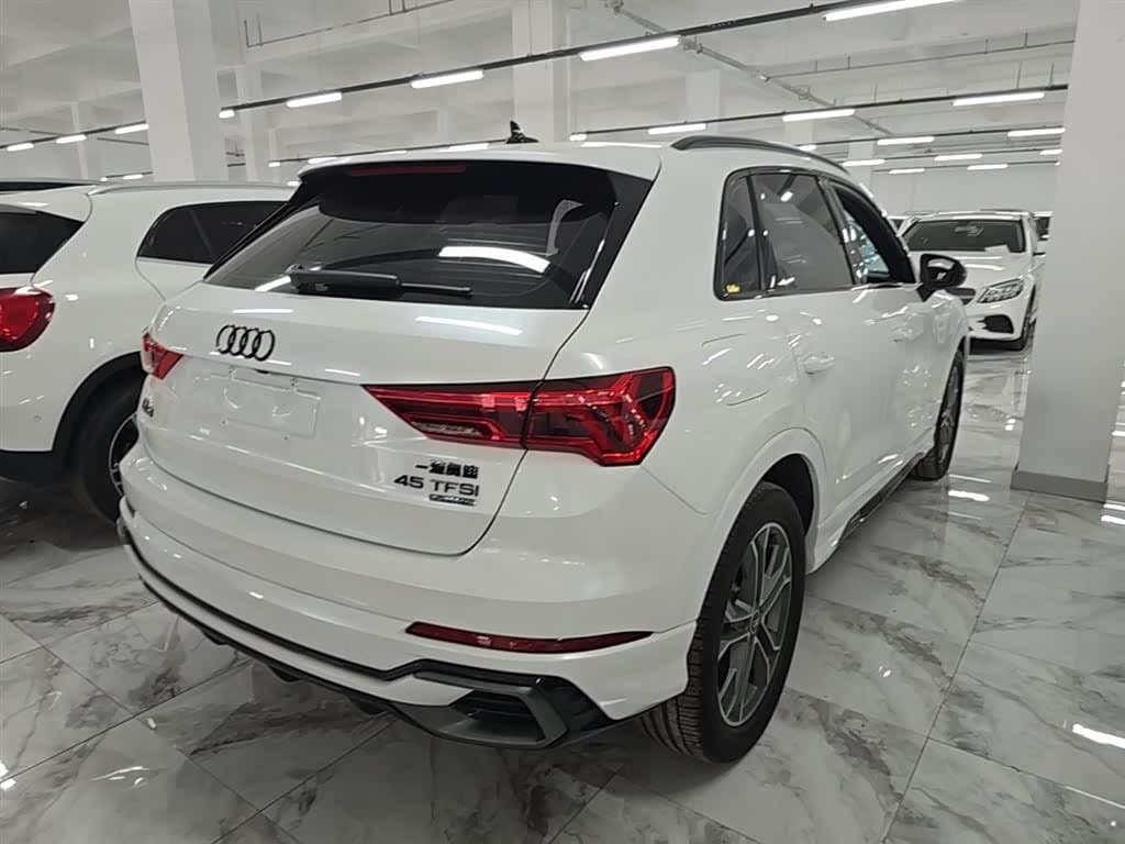 2023 Audi Q3 White, 9,600 km, China export – photo 7