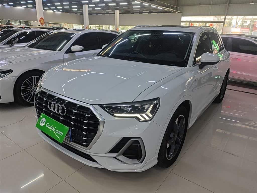 2020 Audi Q3 White, 51,600 km, China export – photo 2