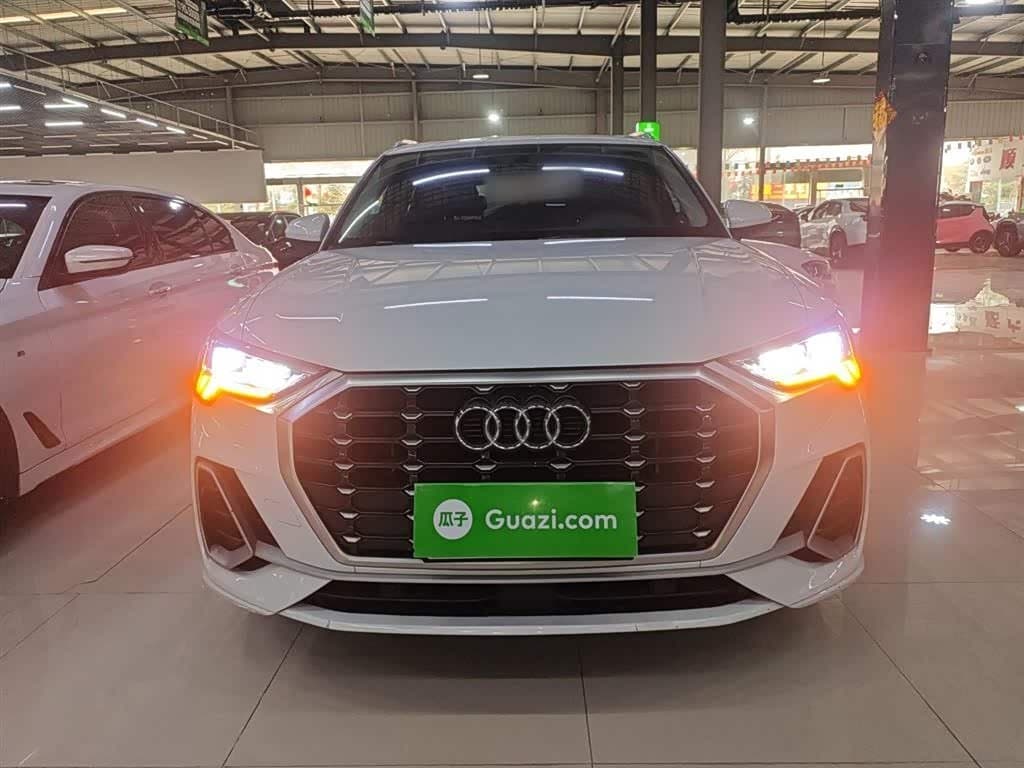 2020 Audi Q3 White, 51,600 km, China export – photo 3