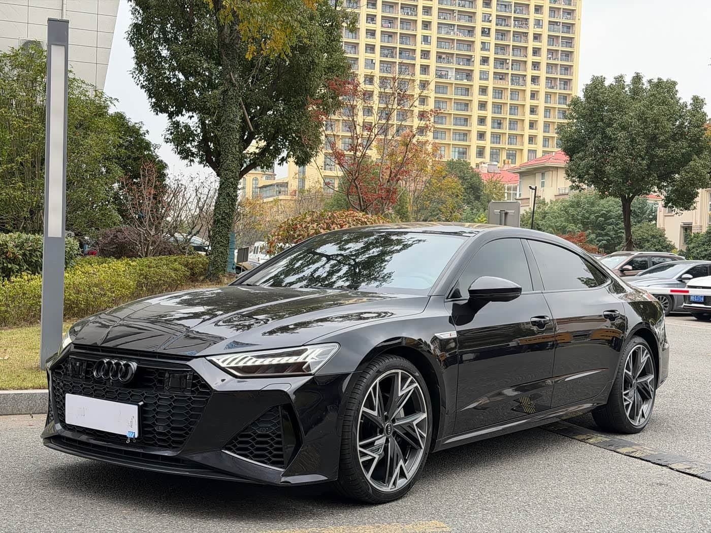 2022 Audi A7L Black, 31,000 km, China export – photo 2