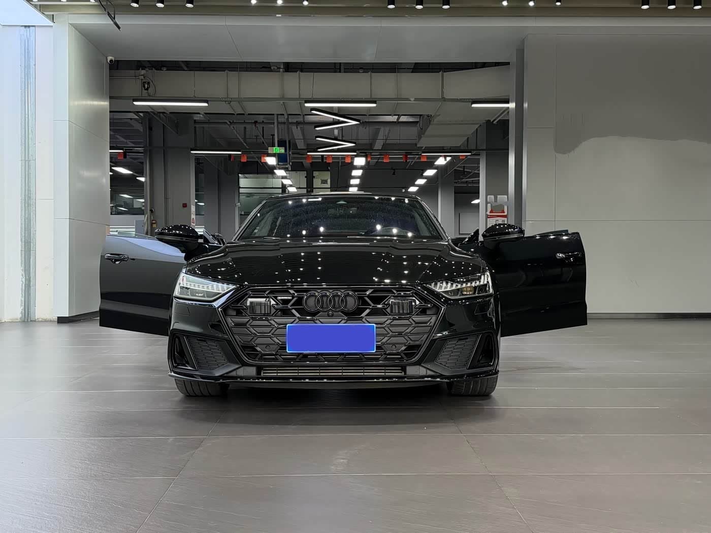 2024 Audi A7 Black, 5,000 km, China export – photo 4