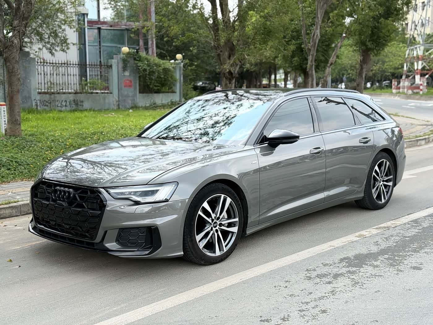 2023 Audi A6 银灰色, 20,000 km, China export – photo 1
