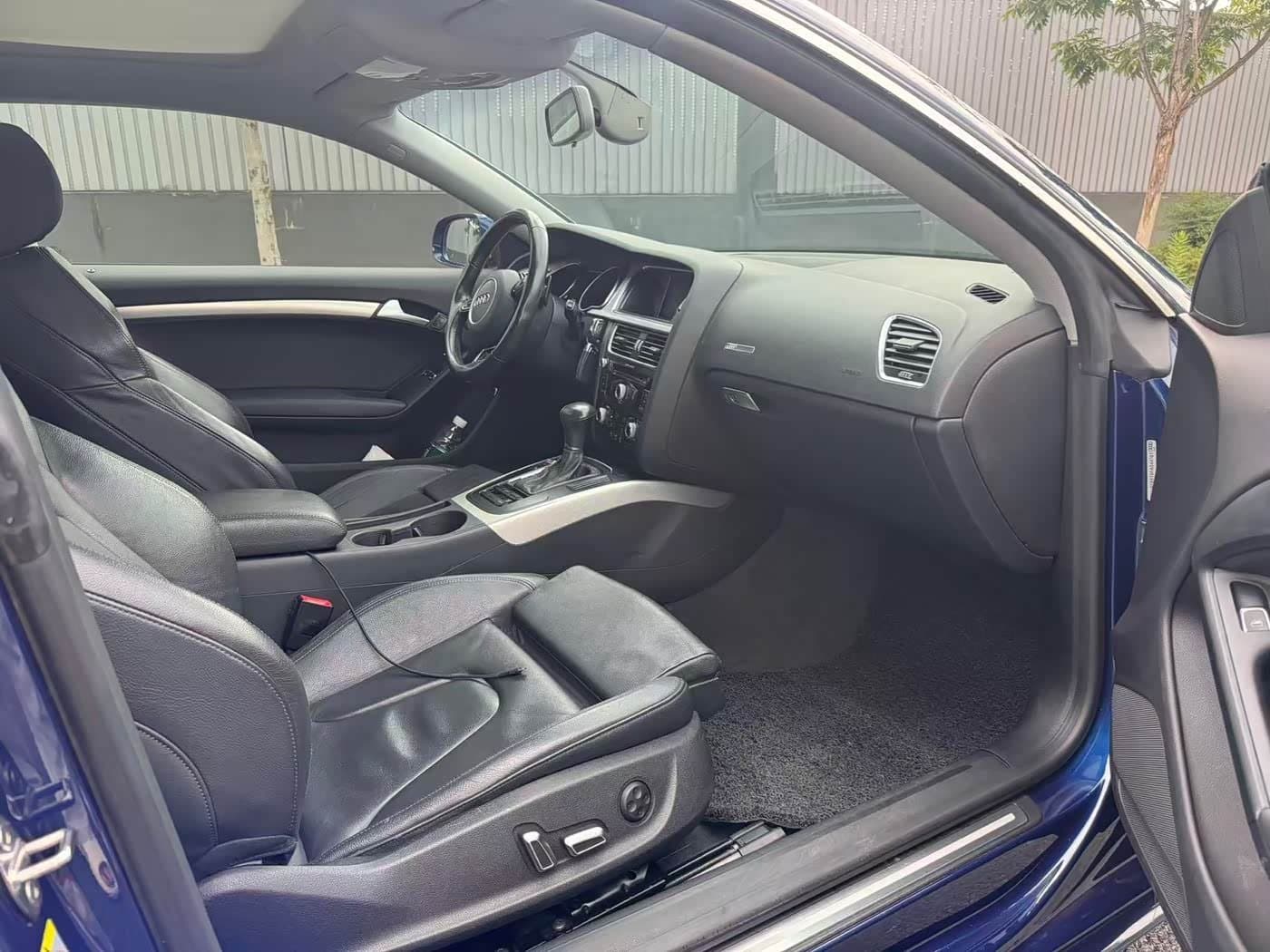 2014 Audi A5 Blue, 130,000 km, China export – photo 5