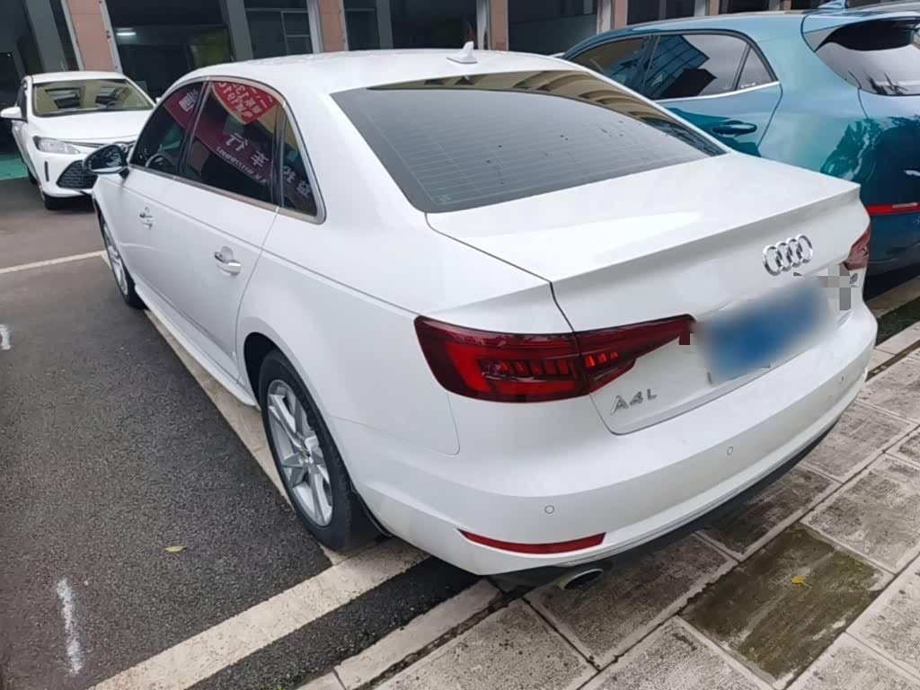 2017 Audi A4L White, 82,800 km, China export – photo 5