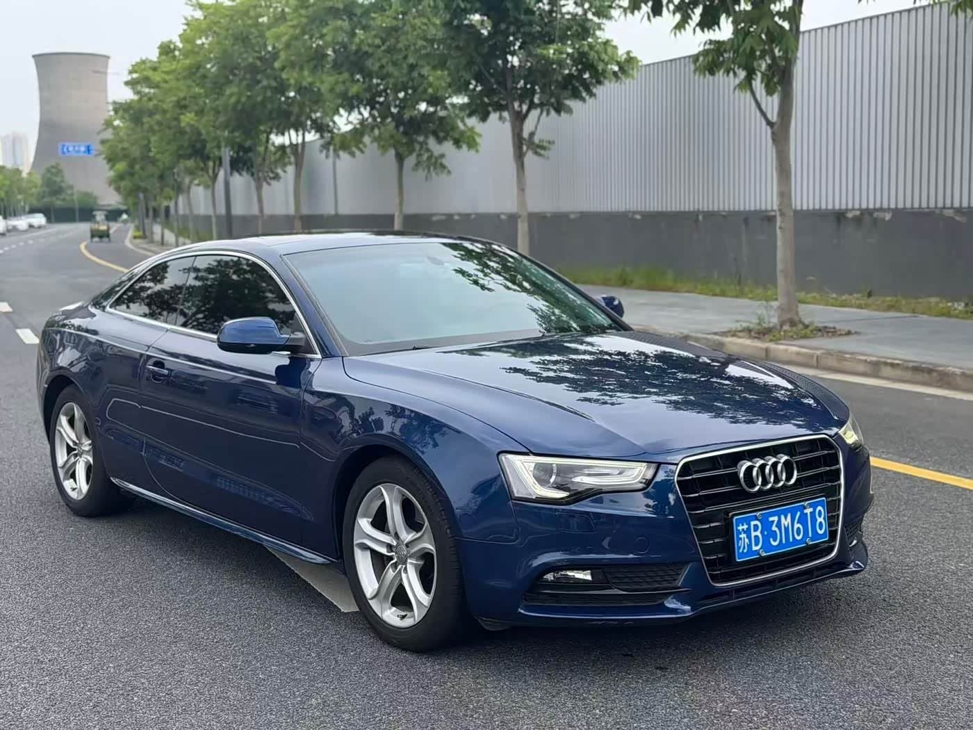 2014 Audi A5 Blue, 130,000 km, China export – photo 1