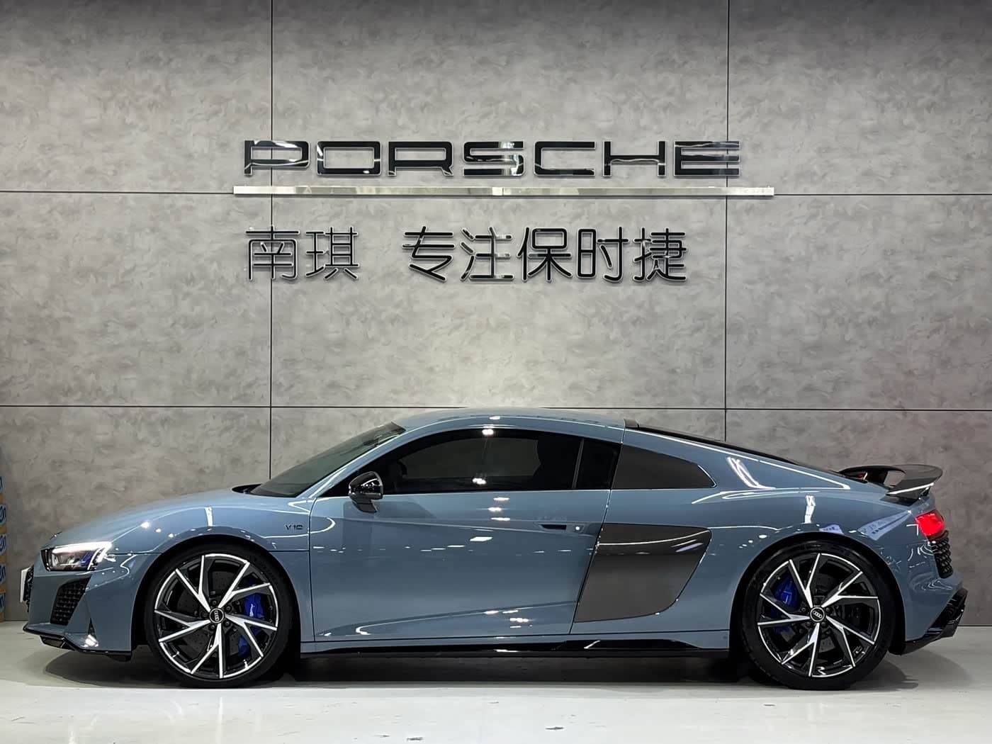 2021 Audi R8 Blue, 23,000 km, China export – photo 4