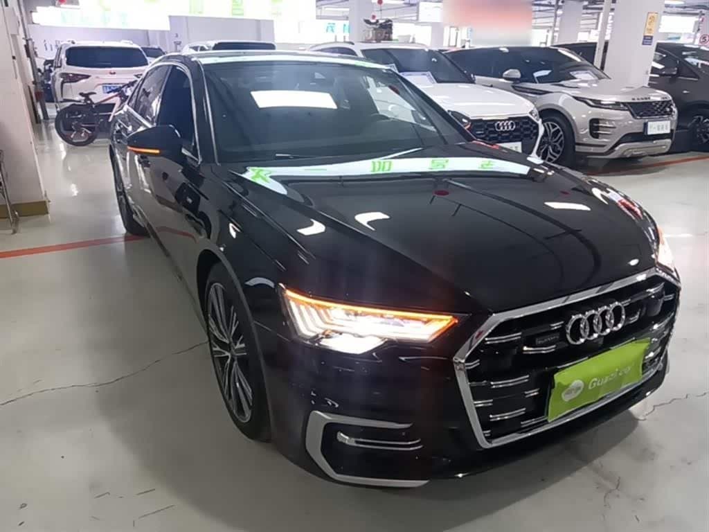 2022 Audi A6L Black, 31,600 km, China export – photo 4