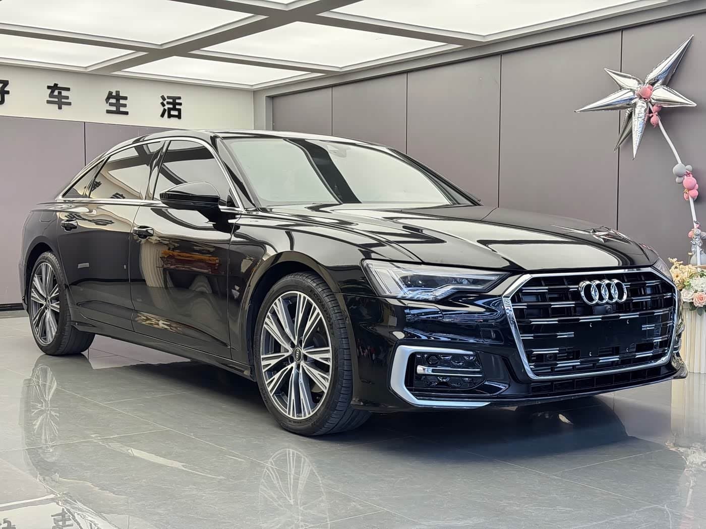 2024 Audi A6L Black, 2,000 km, China export – photo 3