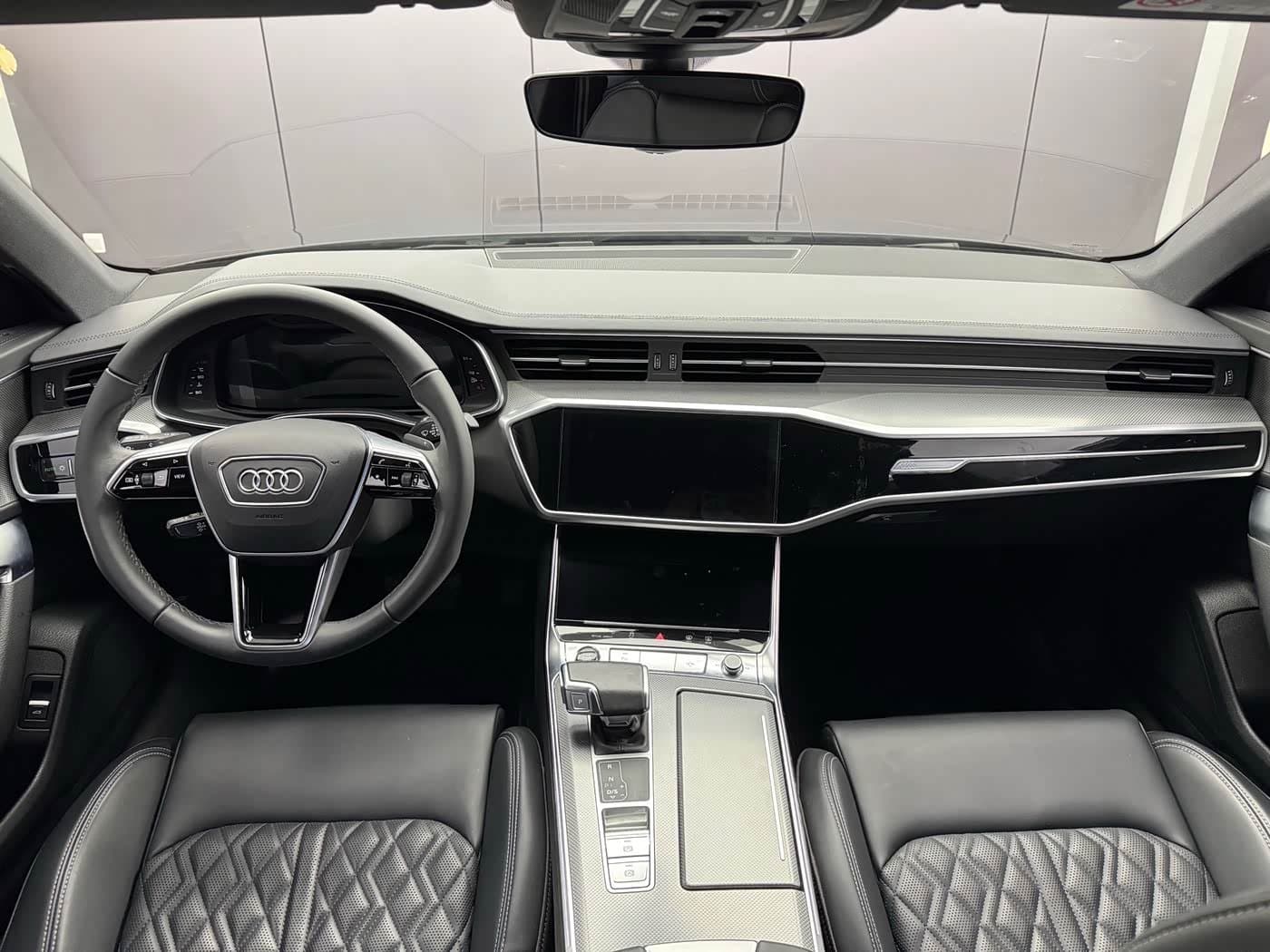 2024 Audi A6L Black, 2,000 km, China export – photo 5