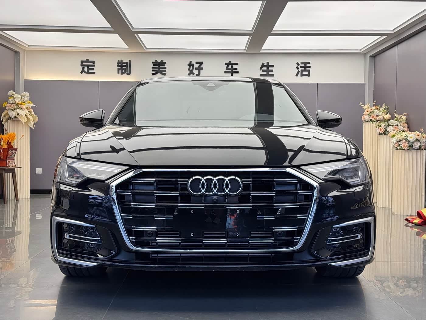 2024 Audi A6L Black, 2,000 km, China export – photo 2