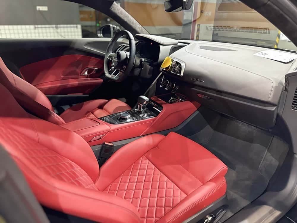 2021 Audi R8 Black, 8,300 km, China export – photo 7
