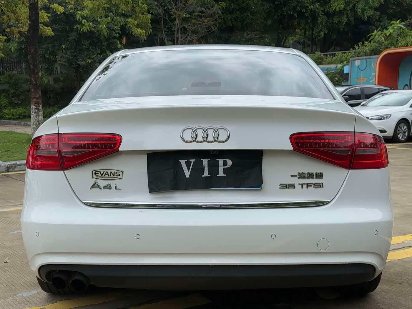 2012 Audi A4L White, 120,000 km, China export – photo 5