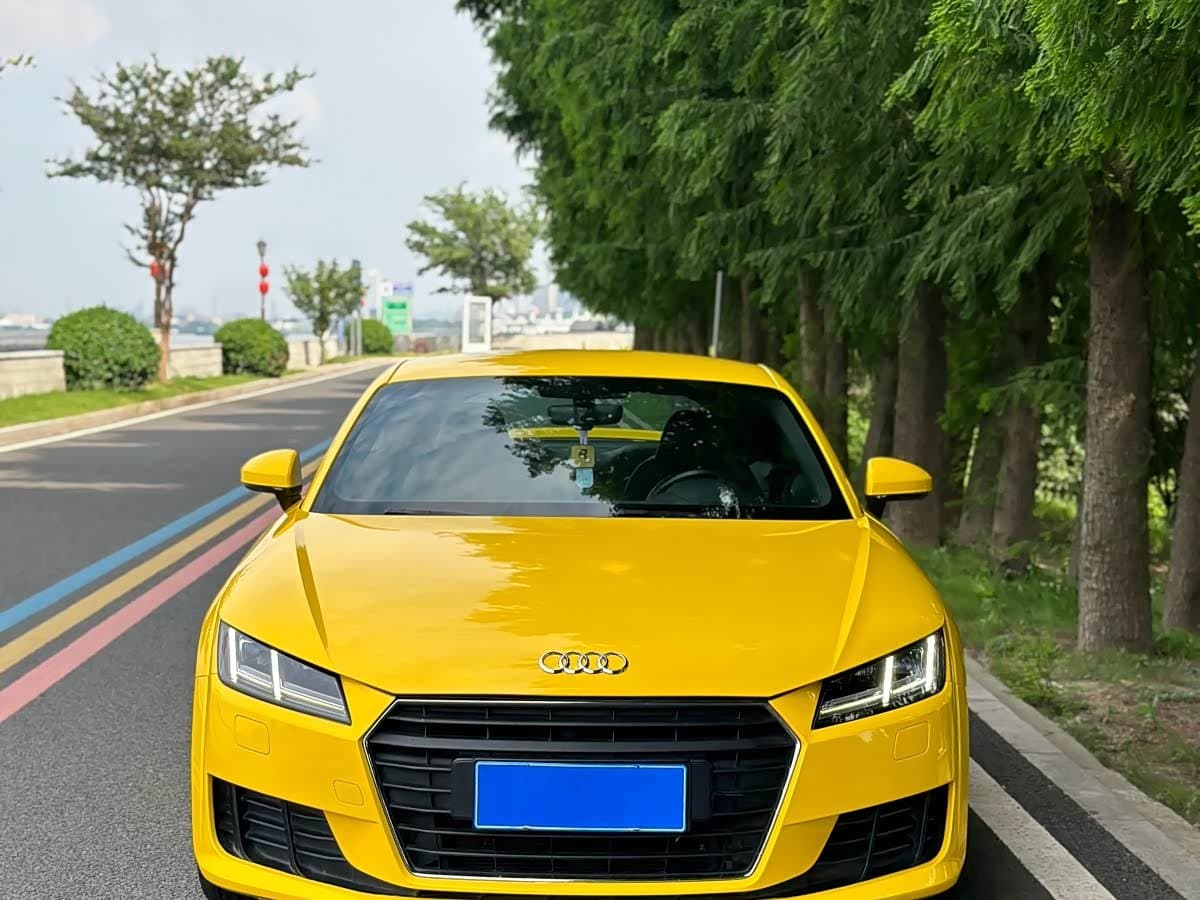 2015 Audi TT Yellow, 140,000 km, China export – photo 2
