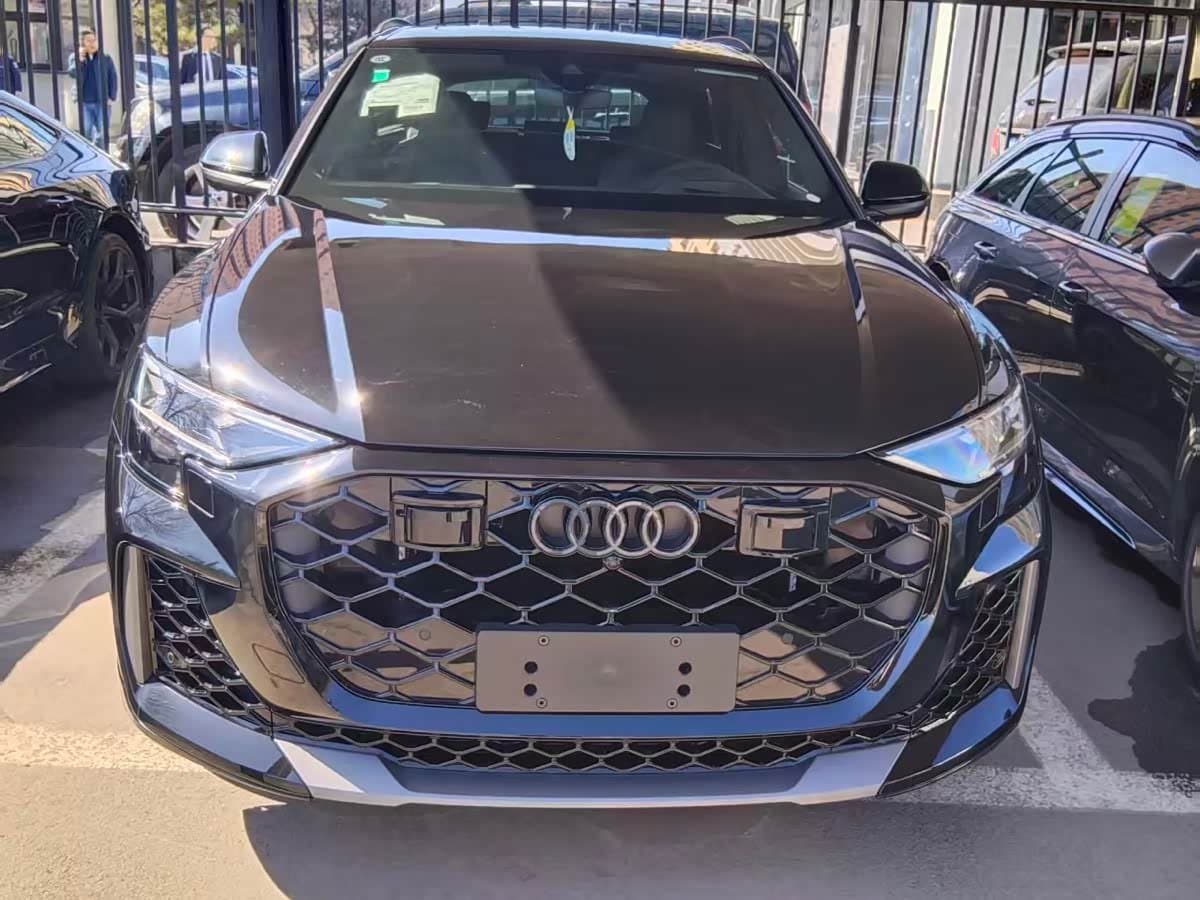 2025 Audi RS Q8 Black, 100 km, China export – photo 1