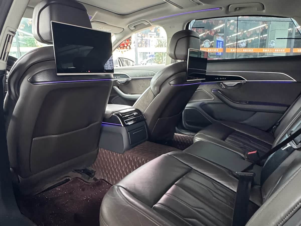 2019 Audi A8 Black, 105,000 km, China export – photo 5