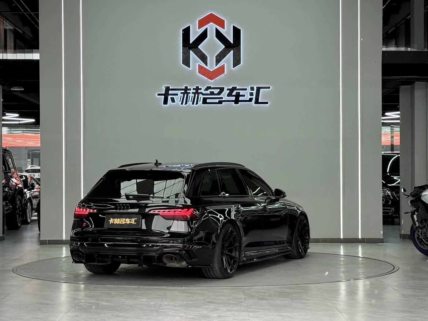 2023 Audi RS 4 Black, 17,900 km, China export – photo 6
