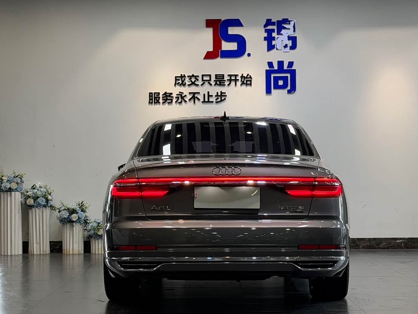 2018 Audi A8 Champagne, 104,000 km, China export – photo 5