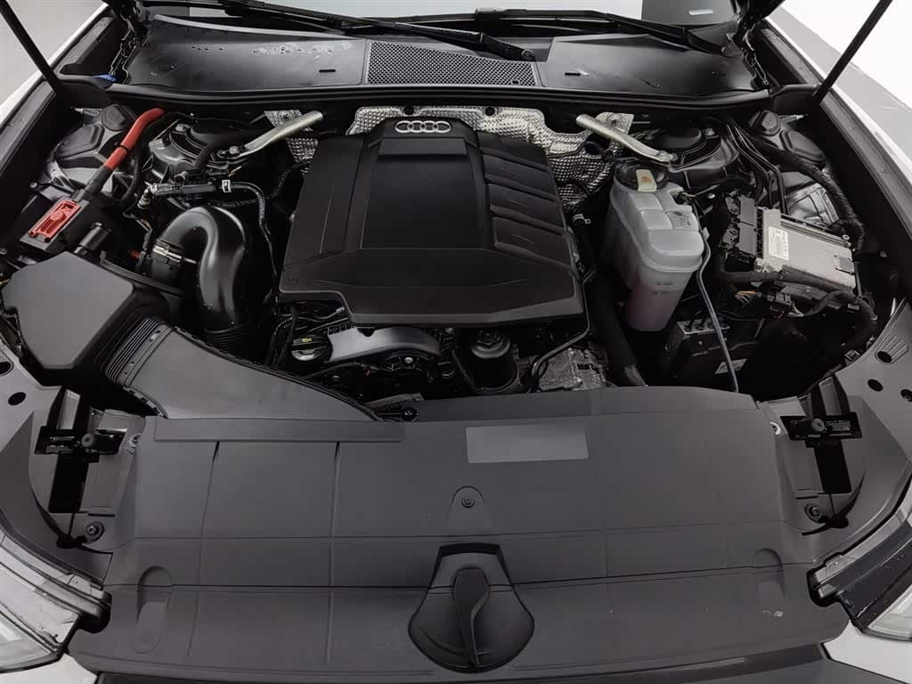 2020 Audi A6 银灰色, 89,500 km, China export – photo 6