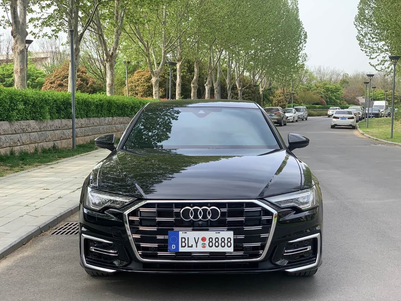 2024 Audi A6L Black, 12,000 km, China export – photo 2